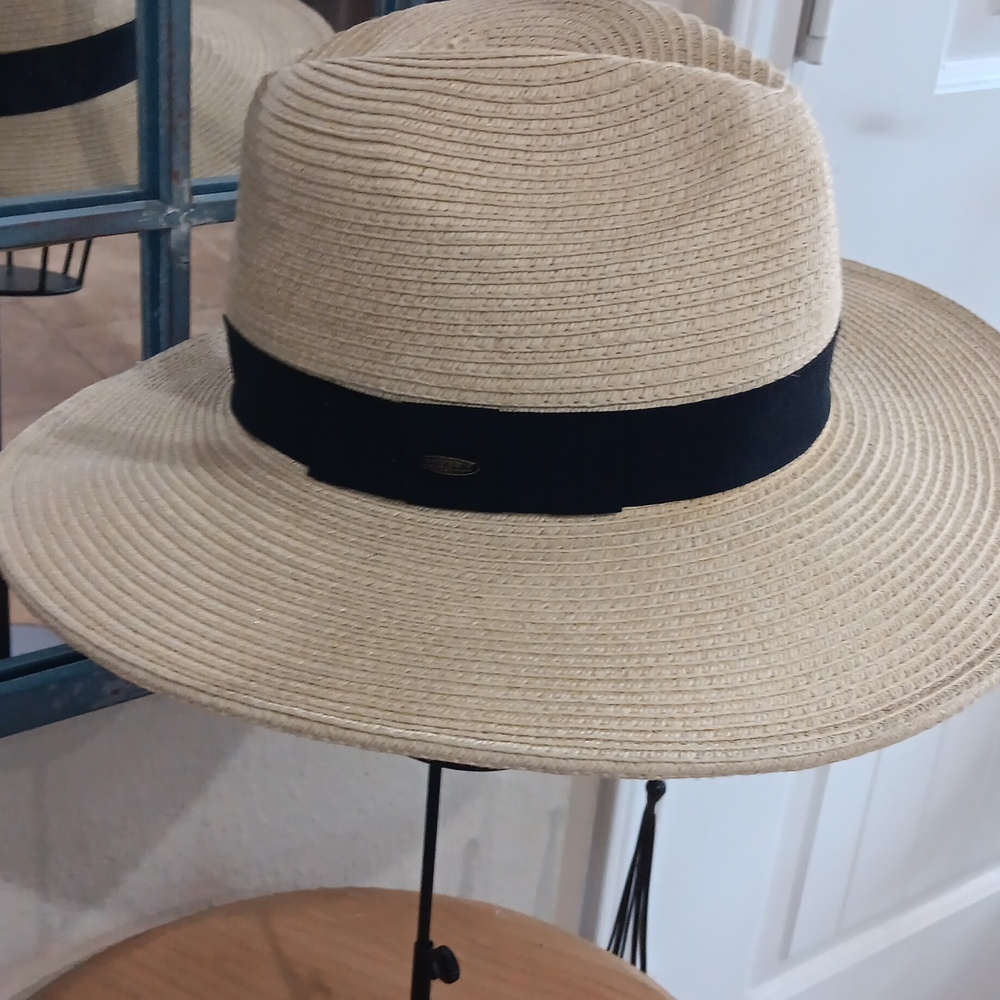 Scala Wide-Brim Paper Blend Panama Style Fedora Hat w Logo Band